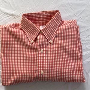 Brooks Brothers no iron dress shirt size M